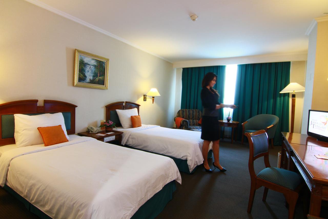 Grand Arkenso Park View Hotel Semarang Exterior foto