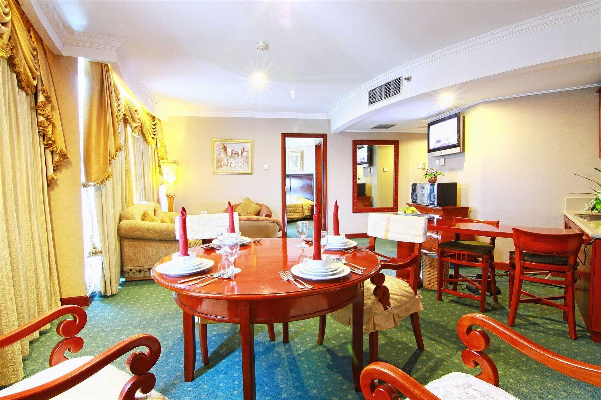Grand Arkenso Park View Hotel Semarang Exterior foto